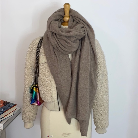 Oversized Cashmere Scarf in Color Taupe - Picture 1 of 5